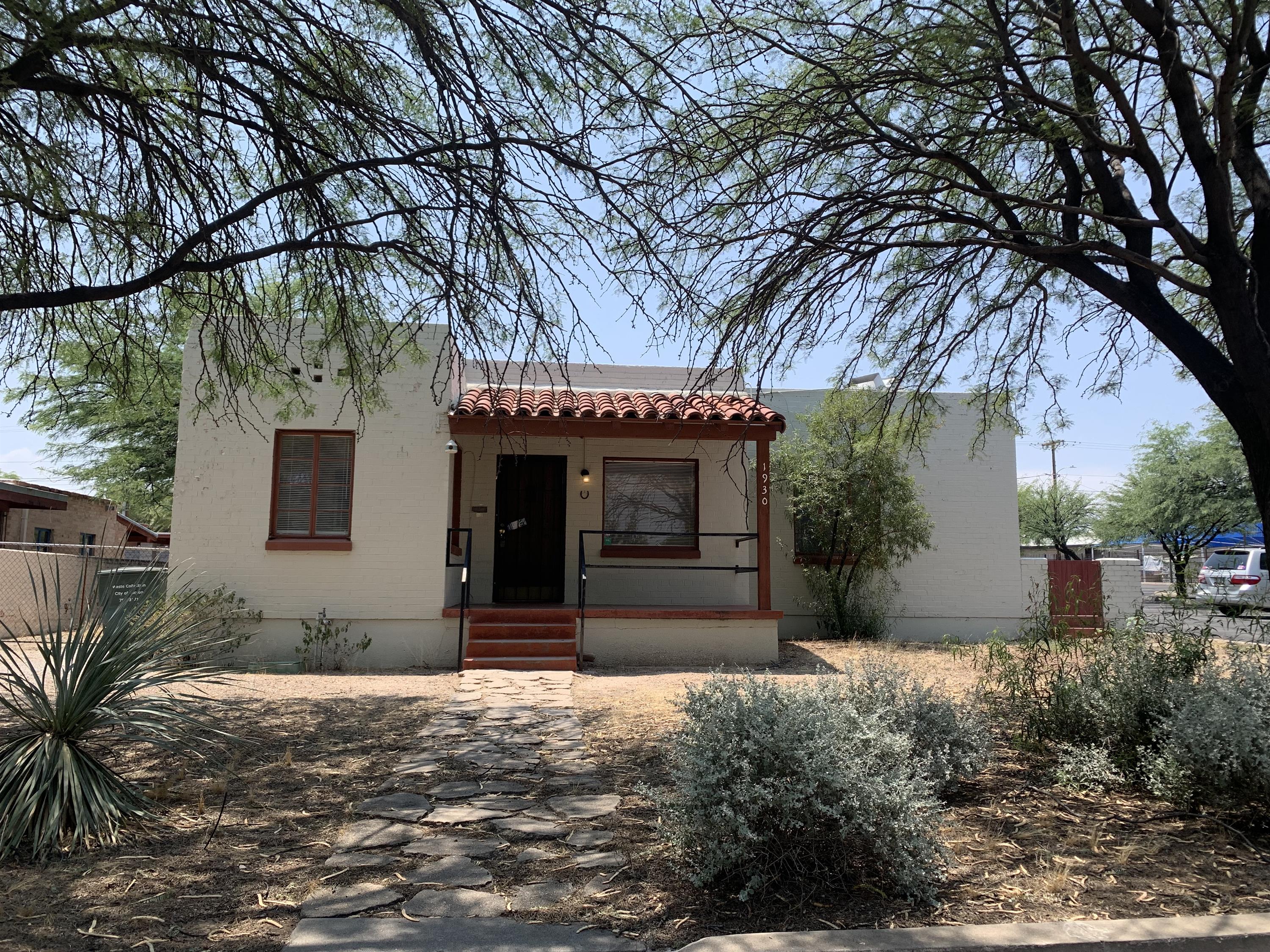 Property main image