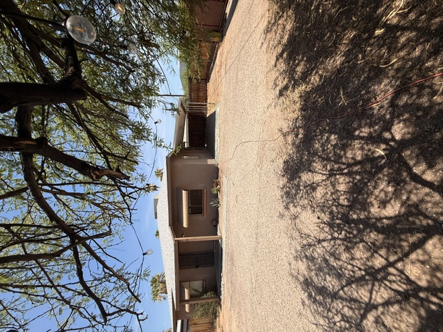 1150 North Magnolia Avenue - 3